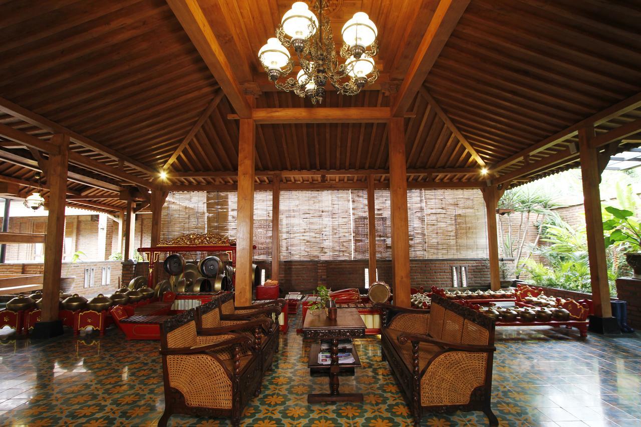 Joglo Mandapa Boutique Hotel Jarakan Exteriör bild