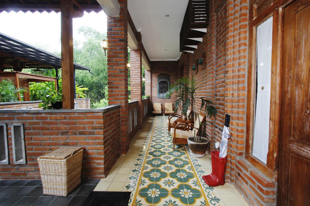 Joglo Mandapa Boutique Hotel Jarakan Exteriör bild