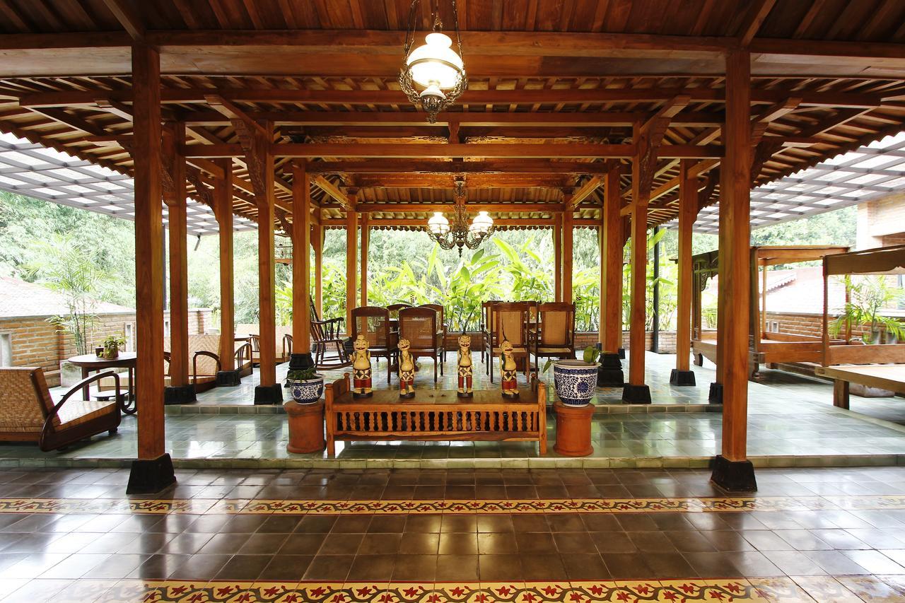 Joglo Mandapa Boutique Hotel Jarakan Exteriör bild